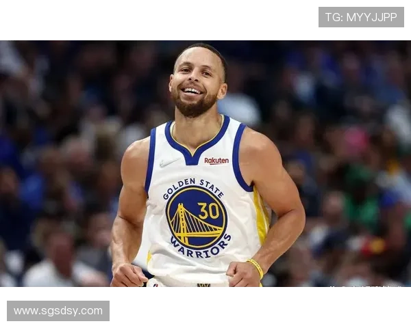 勇士队迎来新赛季挑战 库里状态火热 球迷期待总冠军梦想重燃